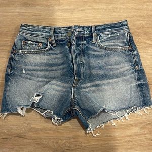 Grlfrnd Helena short